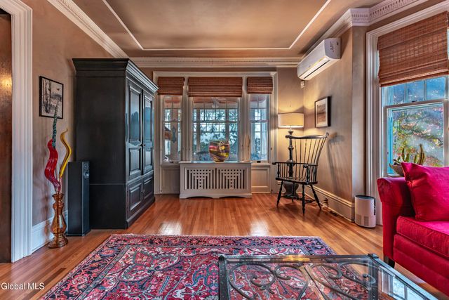 6 Manning Boulevard, Albany, NY 12203