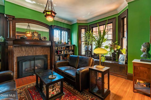 6 Manning Boulevard, Albany, NY 12203