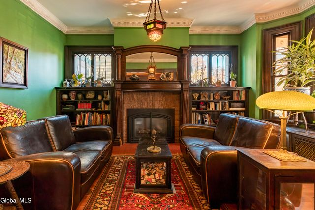 6 Manning Boulevard, Albany, NY 12203