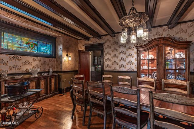 6 Manning Boulevard, Albany, NY 12203