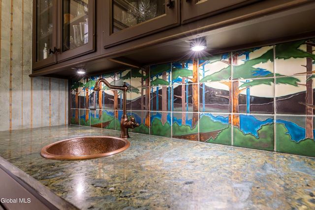 6 Manning Boulevard, Albany, NY 12203