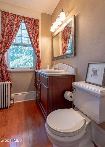 6 Manning Boulevard, Albany, NY 12203