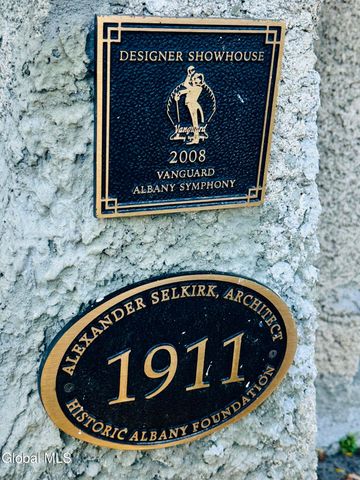 6 Manning Boulevard, Albany, NY 12203