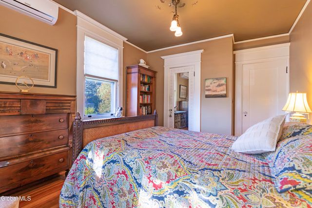 6 Manning Boulevard, Albany, NY 12203