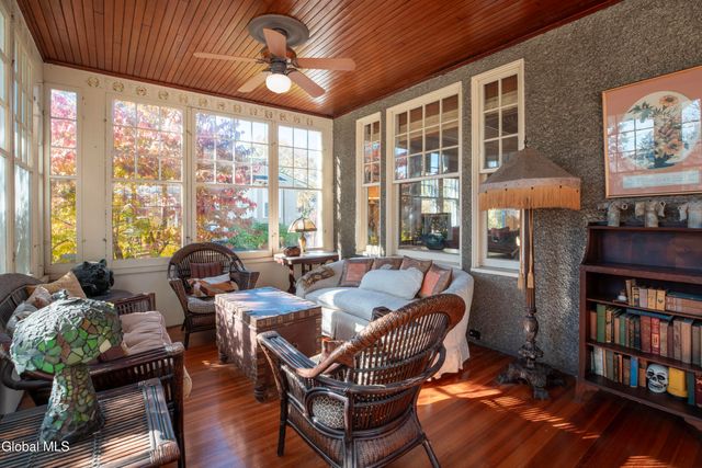 6 Manning Boulevard, Albany, NY 12203