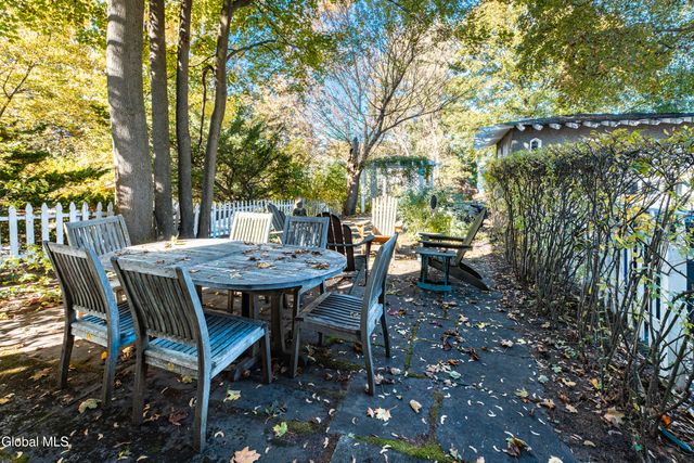 6 Manning Boulevard, Albany, NY 12203