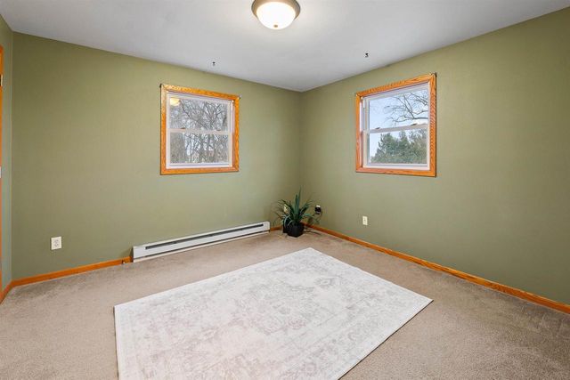 2012 ROBERTS AVENUE, Oshkosh, WI 54904