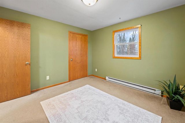 2012 ROBERTS AVENUE, Oshkosh, WI 54904