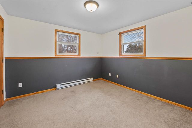 2012 ROBERTS AVENUE, Oshkosh, WI 54904