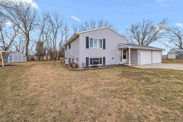 2012 ROBERTS AVENUE, Oshkosh, WI 54904