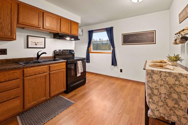 2012 ROBERTS AVENUE, Oshkosh, WI 54904