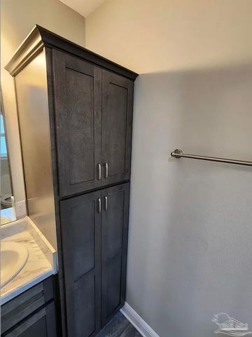 618 Rentz Ave, Pensacola, FL 32507