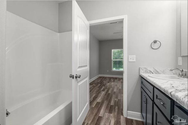 618 Rentz Ave, Pensacola, FL 32507