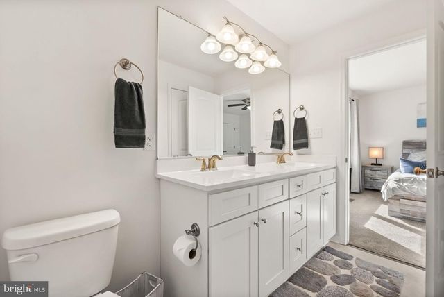 1442 JOHNNYCAKE LN, Harpers Ferry, WV 25425
