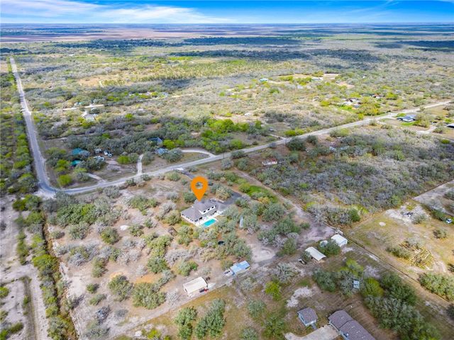 9667 CR 628, Sinton, TX 78387