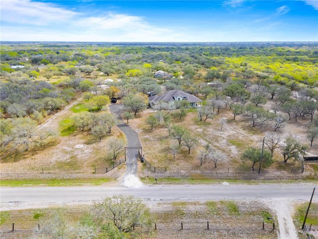 9667 CR 628, Sinton, TX 78387