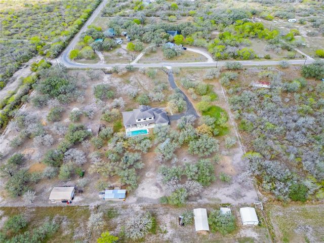 9667 CR 628, Sinton, TX 78387