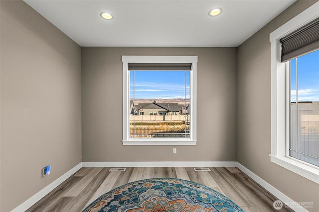 985 Spring Mountain Drive, Wenatchee, WA 98801