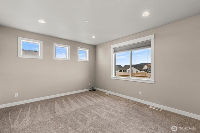 985 Spring Mountain Drive, Wenatchee, WA 98801