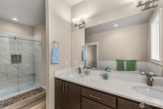 985 Spring Mountain Drive, Wenatchee, WA 98801