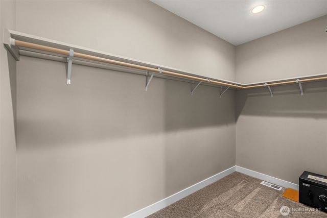 985 Spring Mountain Drive, Wenatchee, WA 98801