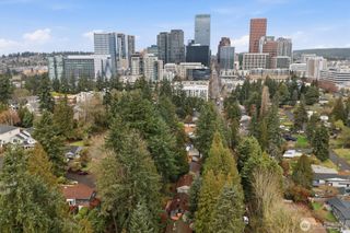 339 108th Avenue SE, Bellevue, WA 98004