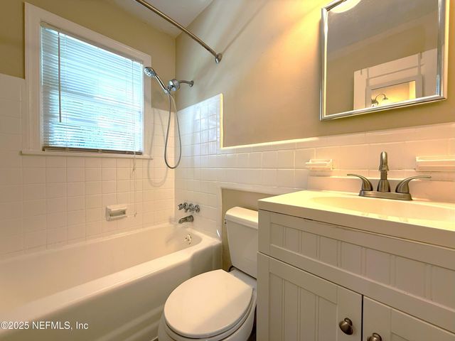 2925 OAK Street, Jacksonville, FL 32205