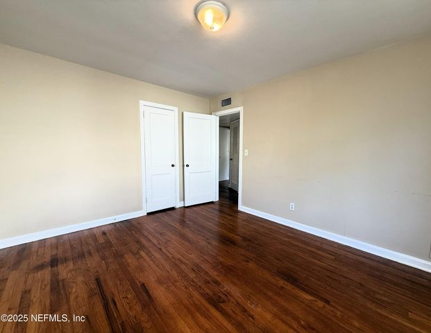 2925 OAK Street, Jacksonville, FL 32205