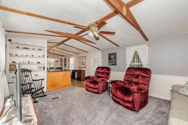 27 Ithica Lane, Newmarket, NH 03857
