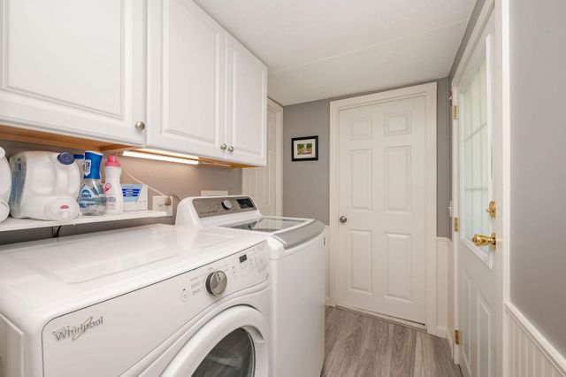 27 Ithica Lane, Newmarket, NH 03857