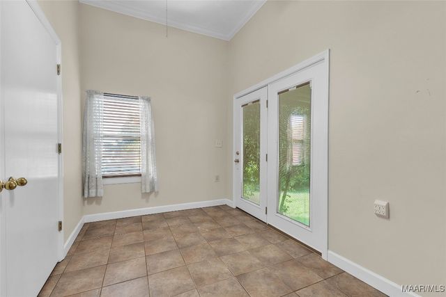 813 Lake Region Circle, Wetumpka, AL 36092