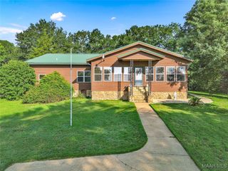 813 Lake Region Circle, Wetumpka, AL 36092