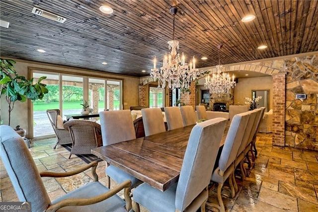 1422 Wolffork Road, Rabun Gap, GA 30568