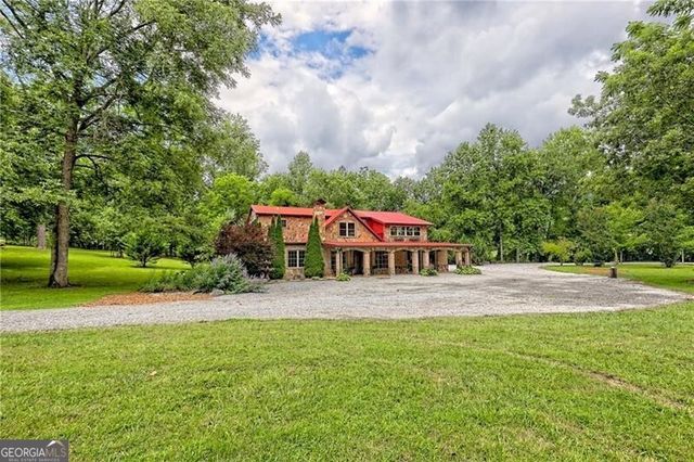 1422 Wolffork Road, Rabun Gap, GA 30568