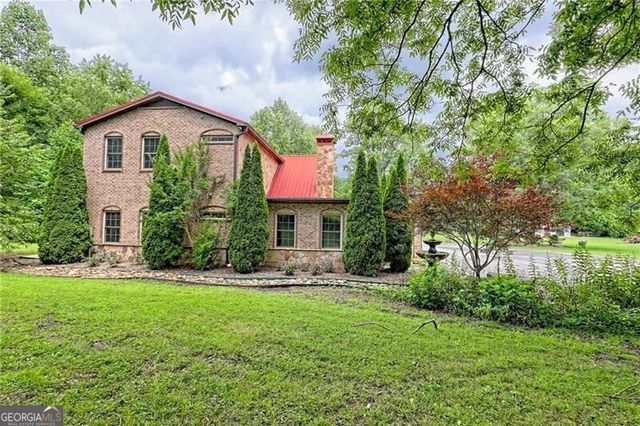 1422 Wolffork Road, Rabun Gap, GA 30568