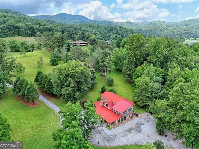 1422 Wolffork Road, Rabun Gap, GA 30568