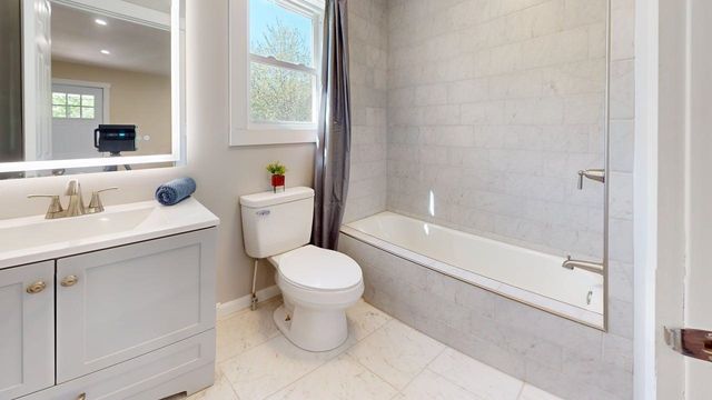209 Tabor Hill Road, Fairfax, VT 05454