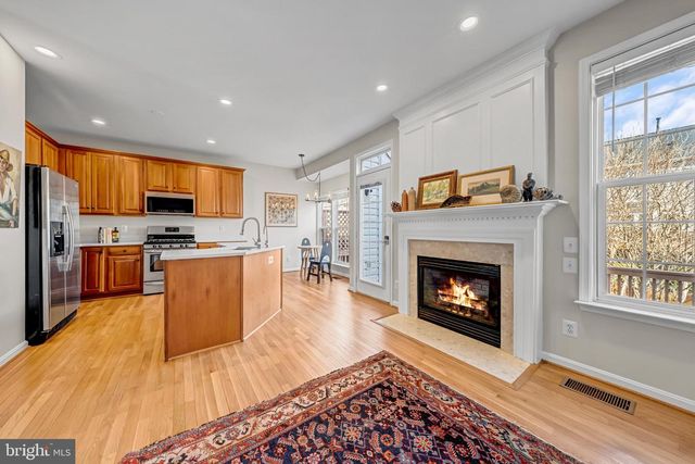 43788 VIRGINIA MANOR TER, Ashburn, VA 20148