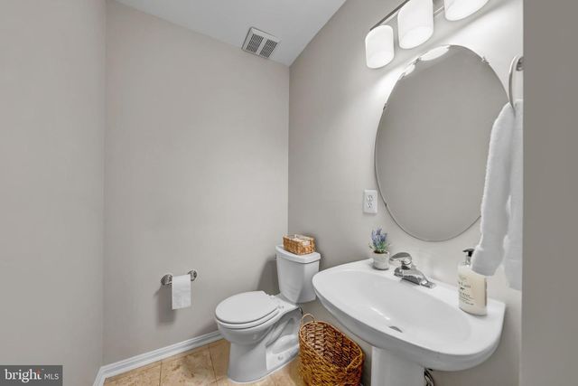 43788 VIRGINIA MANOR TER, Ashburn, VA 20148