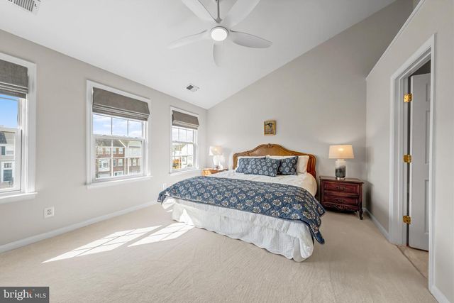 43788 VIRGINIA MANOR TER, Ashburn, VA 20148