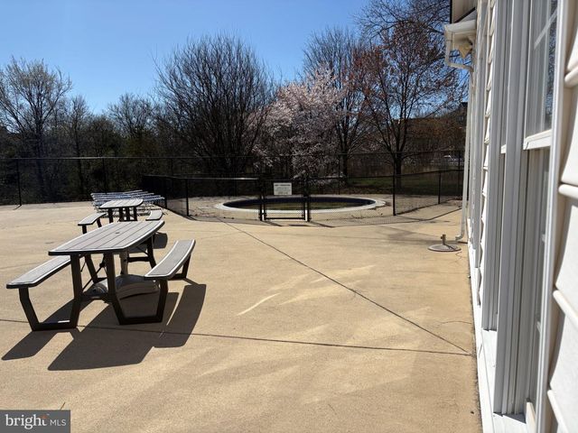 43788 VIRGINIA MANOR TER, Ashburn, VA 20148