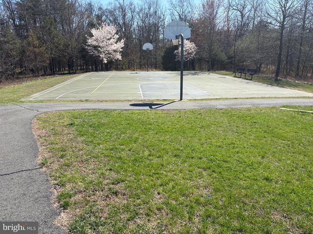 43788 VIRGINIA MANOR TER, Ashburn, VA 20148