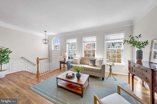 43788 VIRGINIA MANOR TER, Ashburn, VA 20148