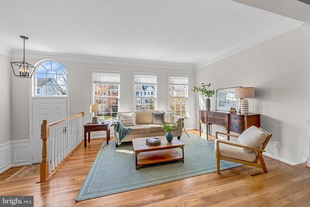 43788 VIRGINIA MANOR TER, Ashburn, VA 20148