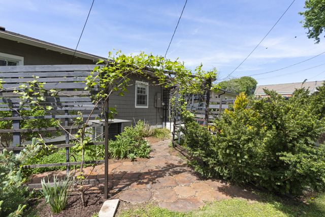 1103 Cleves St, Old Hickory, TN 37138