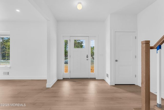 389 Southern Boulevard, Bayville, NJ 08721