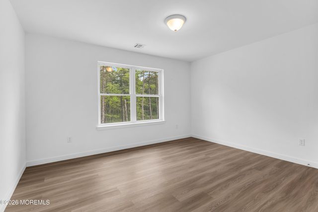 389 Southern Boulevard, Bayville, NJ 08721