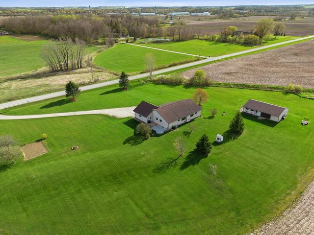 W2150 CROSSTOWN ROAD, Hilbert, WI 54129