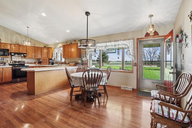W2150 CROSSTOWN ROAD, Hilbert, WI 54129