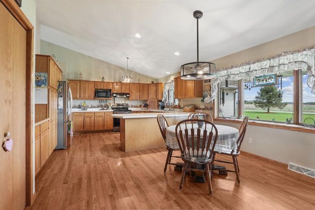 W2150 CROSSTOWN ROAD, Hilbert, WI 54129